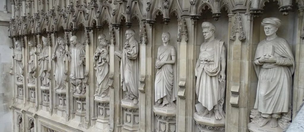 Westminster Abbey Modern Martyrs Cropped